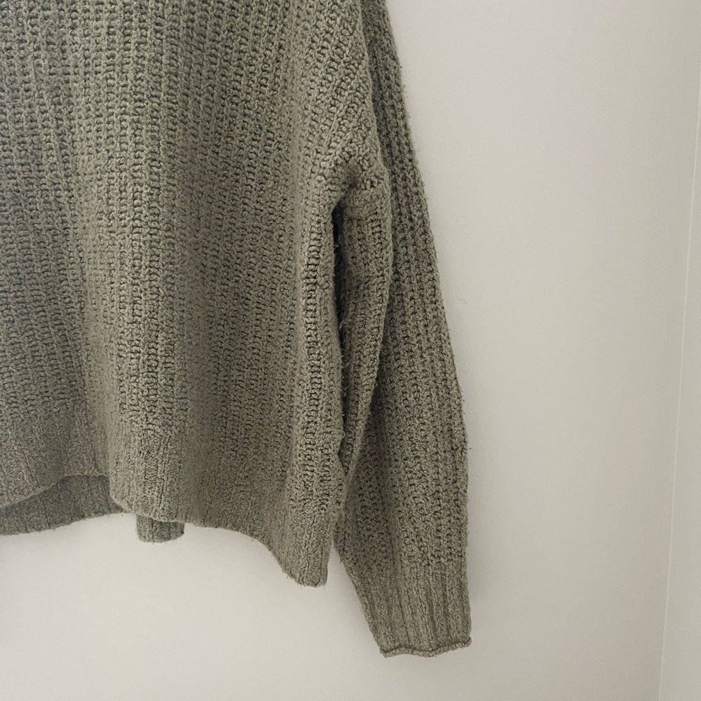 American Eagle Outfitters Green Cowl Neck Sweater - Picture 2 of 6